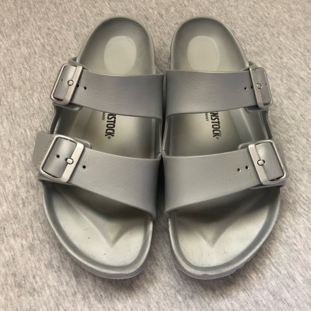 Birkenstock Arizona EVA Sandals Silver Grey
Size: EUR 40 = US 9.5